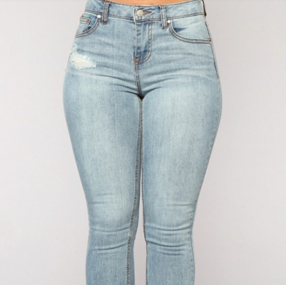 Fashion Nova Skinny Jeans - Picture 3 of 8